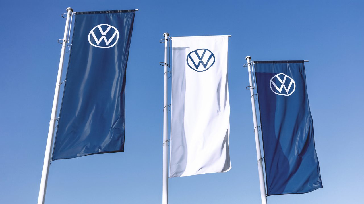 Volkswagen, Güneş Enerjisi Çiftliğinde 100 Koyun Çalıştırıyor
