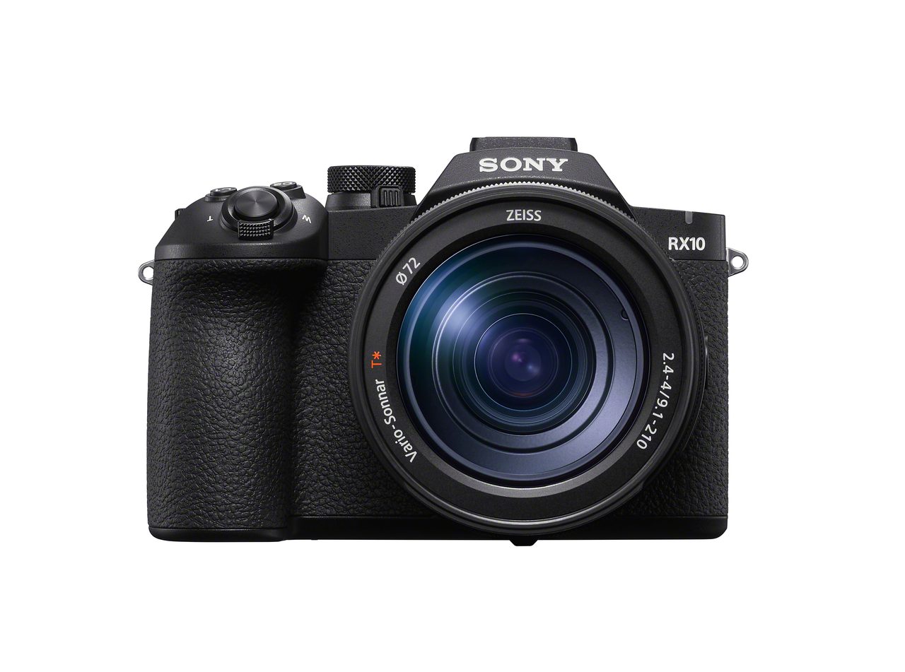 Sony RX10 Mark V tanıtıldı: Yapay zeka AF ve 24-600mm zoom ile her anı yakalayın