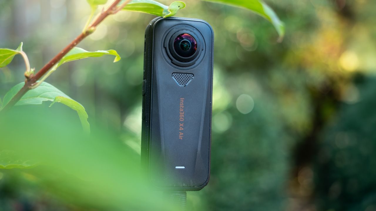 360 Kamera Uzmanı Pahalı Modeli Geçip Bütçe Dostu Insta360'ı Tavsiye Ediyor