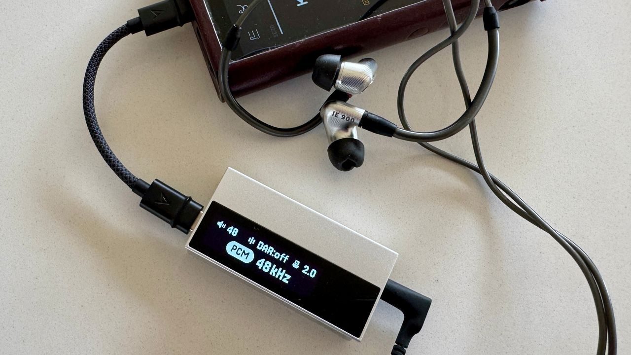 Astell & Kern'in Yeni Taşınabilir Telefon DAC'ı Ses Detayında Öne Çıkıyor